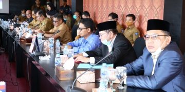 Bersama Satgas Covid 19 Pemprov Kepri, DPRD Kepulauan Riau membahas realokasi APBD