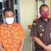 Kajari Tanjungpinang, Joko Yuhono (kanan) didampingi Kasipidsus, Dasril (kiri), f : Mael/detak.media