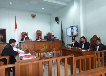 Suasana sidang oknum ASN Kejari yang peras Kades di Bintan, f : Mael/detak.media