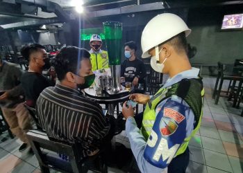 POM TNI AU saat melakukan razia di THM, f : ist