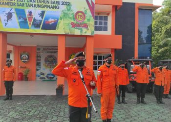 Personil Sar Tanjungpinang saat melalukan apel, f : ist