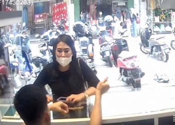 Seorang wanita yang terekam CCTV, f : ist