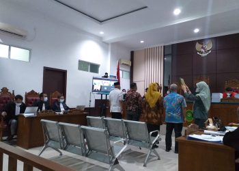 Sidang keterangan saksi korupsi Apri Sujadi di PN Tanjungpinang, f ; Mael/detak.media