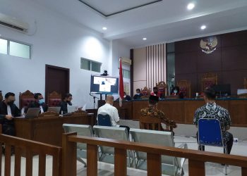 M. Yatir saat menjadi saksi di sidang Korupsi Bupati Bintan Non Aktif, Apri Sujadi, f : Mael/detak.media