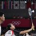 Arsip - Ganda campuran Indonesia Praveen Jordan/Melati Daeva Oktavianti memukul kok ke arah ganda campuran China Zeng Siwei/Huang Yaqiong dalam perempat final Olimpiade Tokyo 2020 di Musashino Forest Sport Plaza, Tokyo, Jepang, Rabu (28/7/2021). ANTARA FOTO/Sigid Kurniawan/rwa