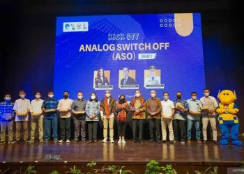 Ketua Komisi I DPR RI Meutya Hafid saat menghadiri acara Kick Off Pelaksanaan Analog Switch Off (ASO) Tahap 1, di Kota Medan, Sumatera Utara, Jumat (22/4/2022). ANTARA/HO-Setjen DPR RI