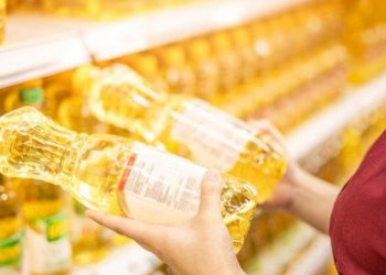 Ilustarsi : Pemerintah menetapkan kebijakan pelarangan ekspor sementara minyak goreng,sampai dengan tersedianya minyak goreng curah dengan harga Rp 14.000/liter, foto : ist