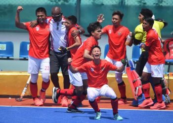 Ekspesi pemain Timnas Hoki Indonesia usai memastikan diri lolos ke semifinal Kejuaraan Hoki Outdoor Putra di Bangkok, Thailand, Kamis (12/5/2022), sekaligus meraih tiket ke Asian Games 2022 Hangzhou, China. HO/PP FHI