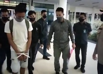 Pelaku saat sampai di Tanjungpinang, foto : Mael/detak.media