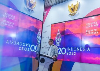 Menparekraf Sandiaga saat Weekly Press Briefing di Gedung Sapta Pesona, foto : ist