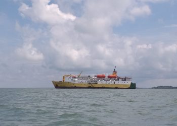 Kapal Perintis KM Sabuk Nusantara 48 saat Labuh Jangkar di Perairan Pelabuhan SBP Tanjungpinang, foto : Mael/Detak.media