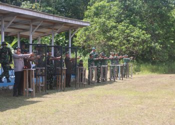Sinergitas Forkopimda saat mengikuti latihan menembak (foto : istimewa)