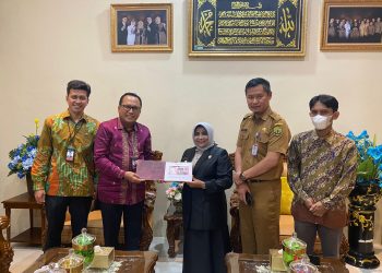 Walikota Tanjungpinang, Rahma saat menjamu Perwakilan Bank Indonesia di rumah dinas, foto : ist