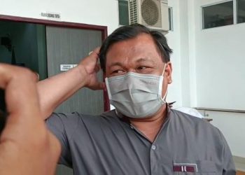 Anggota DPRD Kepri, Hadi Candra saat Menjalani Sidang Perdana Sebagai Terdakwa Korupsi Tunjangan Rumdis DPRD Natuna, foto : Mael/detak.media