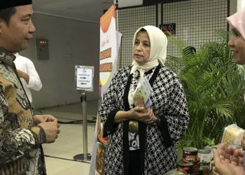 Dirjen PHU Hilman Latief bersama peserta Pameran Arsitektur Haji dan Umrah Indonesia Tahun 2022, foto: ist