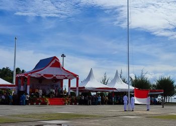 Pengibaran bendera merah putih