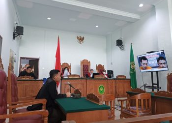 Suasana Sidang Putusan Terdakwa Reynaldy Prakosa dan Budi Hartono di PN Tanjungpinang, foto : Mael/detak.media