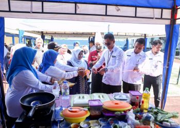 Walikota Tanjungpinang, Rahma saat melaunching Dapur Dahsat, foto: ist