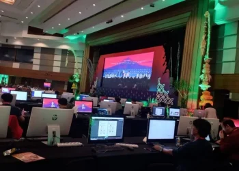 Situasi kesibukan para jurnalis di Media center Konferensi Tingkat Tinggi (KTT) G20, Nusa Dua, Badung, Bali. ANTARA/HO-Humas Telkom