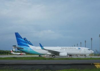 Ilustrasi suasana parkir pesawat udara di kawasan Bandara Internasional Sultan Hasanuddin, Makassar. Antara/ HO-AP I