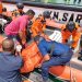 Tim Basarnas Tanjungpinang saat Mengevakuasi Korban Tenggelam di Perairan Batam, foto : ist