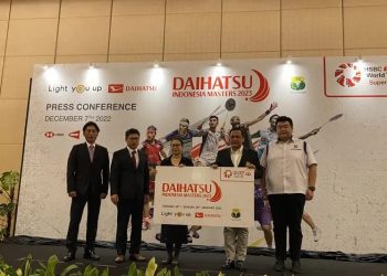 Ketua Panitia Pelaksana Indonesia Masters 2023 Armand Darmadji (kanan) dalam jumpa pers persiapan Indonesia Masters 2023 di Jakarta, Rabu (7/12/2022). ANTARA/Shofi Ayudiana.