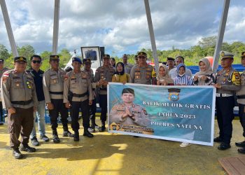 Foto bersama usai pengamanan arus balik mudik dari pelabuhan Binjai menuju Sedanau, Selasa 25 April 2023 (foto : ist)