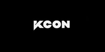 Acara festival budaya Korea populer alias KCON tampaknya akan digelar di Indonesia. Hal itu terungkap dari hasil pertemuan Menteri Pariwisata dan Ekonomi Kreatif Sandiaga Uno dengan pihak CJ ENM. (dok. Mnet via YouTube)