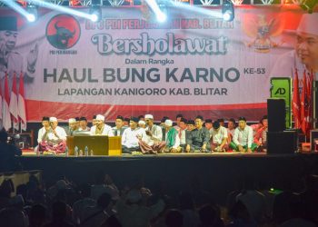 Kegiatan sholawatan berlangsung meriah yang di hadiri ribuan masyarakat, foto: Dani ES/detak.media