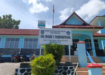 Gedung SMA 3 Tanjungpinang, foto: Mael/detak.media
