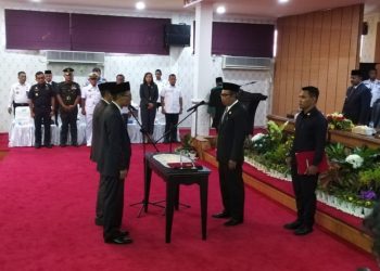Pengucapan sumpah/janji Pengganti  Antara Waktu (PAW) Anggota DPRD Kabupaten Karimun sisa masa jabatan tahun 2019-2024, Jr/detak.media