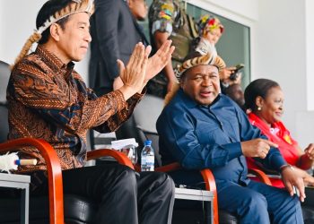 Presiden Jokowi menghadiri Pembukaan Festival Budaya Nasional 2023 atau National Festival of Culture Mozambik, di Lapangan Asosiasi Red Bulls, Maputo, Rabu (23/08/2023). (Foto: BPMI Setpres)