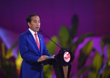 Presiden RI Joko Widodo menyampaikan pidato dalam Penutupan KTT ke-43 ASEAN 2023 di Jakarta Convention Center (JCC), Senayan, Jakarta, Kamis (7/9/2023). Media Center KTT ASEAN 2023/Aditya Pradana Putra/pras.