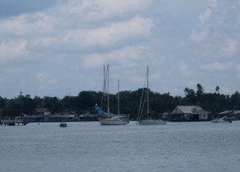 Sejumlah Kapal Yacht saat Berada di Perairan Pelantar II Tanjungpinang, foto: Mael/detak.media