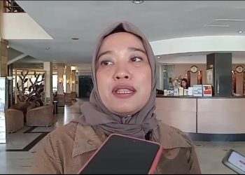 Komisioner KPU Tanjungpinang, Novira, foto: Mael/detak.media