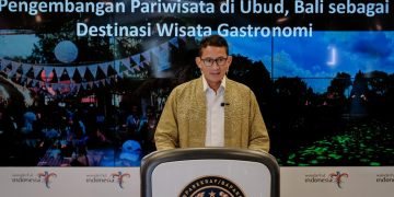 Menparekraf Sandiaga Salahuddin Uno saat The Weekly Brief With Sandi Uno di Jakarta, Senin (11/12/2023), foto: kemenparef.go.id.