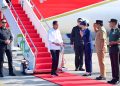Presiden Jokowi tiba di Pangkalan Utama TNI AD (Lanumad) Ahmad Yani, Kota Semarang untuk melakukan kunjungan kerja di Provinsi Jawa Tengah, Rabu (13/12/2023). (Foto: BPMI Setpres/Muchlis Jr)
