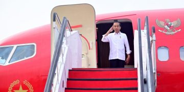 Presiden Joko Widodo bertolak menuju Provinsi Sulawesi Utara, pada Kamis, 28 Desember 2023. (Foto:Muchlis Jr/BPMI Setpres)