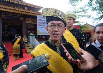 Penjabat (Pj) Walikota Tanjungpinang, Hasan saat Diwawancarai, foto: Mael/detak.media