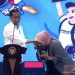 Tangkapan layar Presiden Joko Widodo (Jokowi) bersalaman dengan salah satu penerima Kartu Indonesia Pintar (KIP) Kuliah dalam agenda Vokasifest dan Festival Kampus Merdeka ke-3 Tahun 2023 di Graha Bhakti Budaya Taman Ismail Marzuki, Jakarta, diikuti dalam jaringan (daring) di Jakarta, Senin (11/12/2023). (ANTARA/Andi Firdaus).