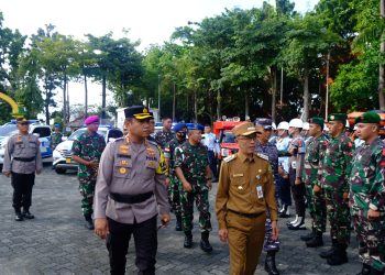 Pj Wako Hasan bersama Kapolresta dan Instansi Lainnya saat Mengecek Kesiapan Personel Operasi Lilin 2023, foto: Mael/detak.media