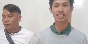 Rendi (Kanan) saat membuat video klarifikasi terkait pembegalan yang ia alami, foto: dok/detak.media