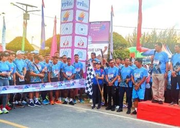 Bupati Natuna melepas 840 para peserta Marathon (foto : ist)