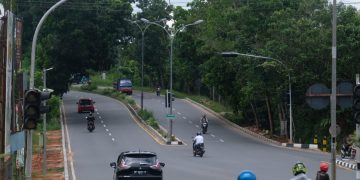 Kondisi Lampu Merah Jalan WR Supratman Tanjungpinang saat Sedang Mati, foto: Mael/detak.media