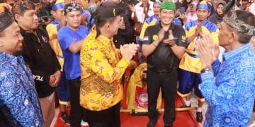 Gubernur Kepri Ansar Ahmad menghadiri kegiatan silaturahmi dan ramah tamah, foto: ist/detak.media