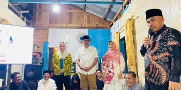 Penasehat Paslon Cermin, Mustamin Bakri, yang juga menjabat Anggota DPRD Provinsi Kepri Dapil Natuna, turut mendampingi Kampanye Cermin di Kampung Halaman, Kecamatan Bunguran Barat, Sedanau (foto :ist)