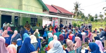 Suasana kampanye pasangan Cermin di Desa Gunung Putri